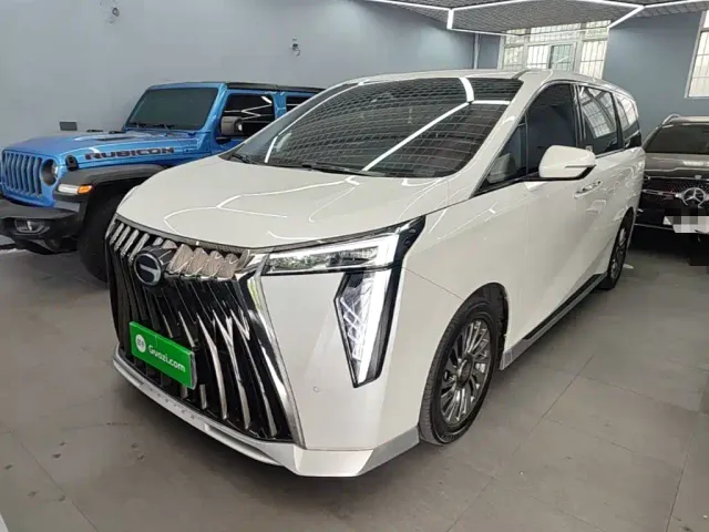 Фотография автомобиля — GAC Trumpchi M8