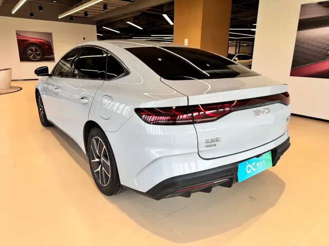 BYD Qin L — Фото автомобиля 6