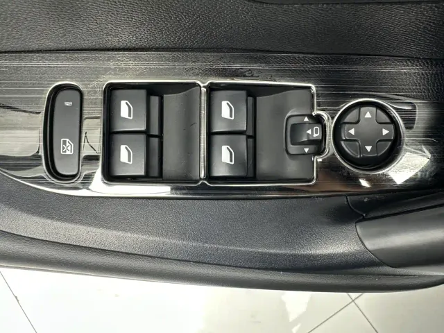 Peugeot 2008 — Фото автомобиля 14