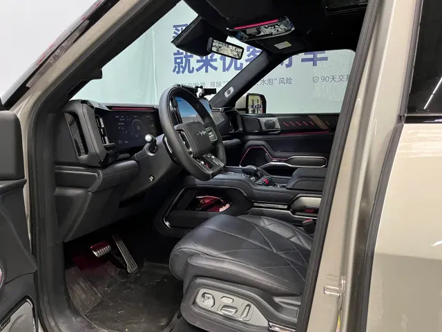 BYD FangChengBao Leopard 8 — Фото автомобиля 7