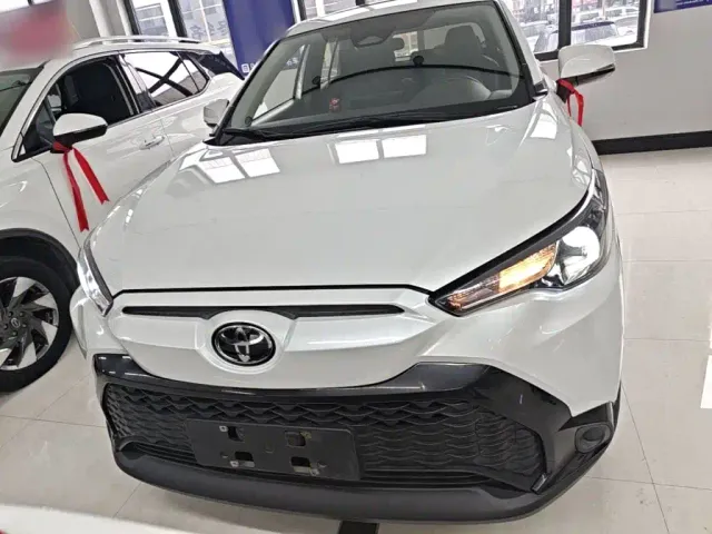 Toyota Frontlander — Фото автомобиля 2