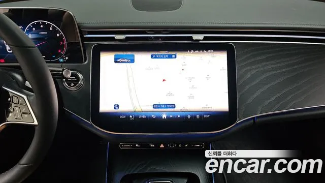 Mercedes-Benz E-Class — Фото автомобиля 15