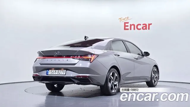 Hyundai Avante CN7 — Фото автомобиля 2