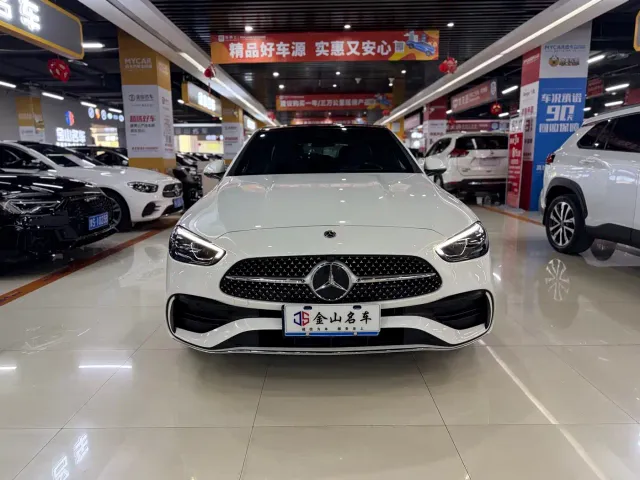 Mercedes-Benz C-Class — Фото автомобиля 2