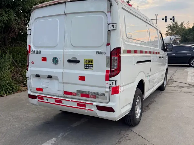 Dongfeng Yufeng EM27 — Фото автомобиля 4