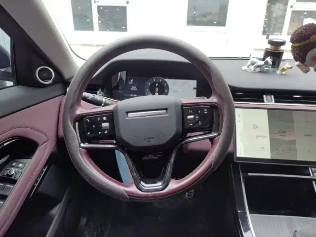 Land Rover Range Rover Evoque — Фото автомобиля 6