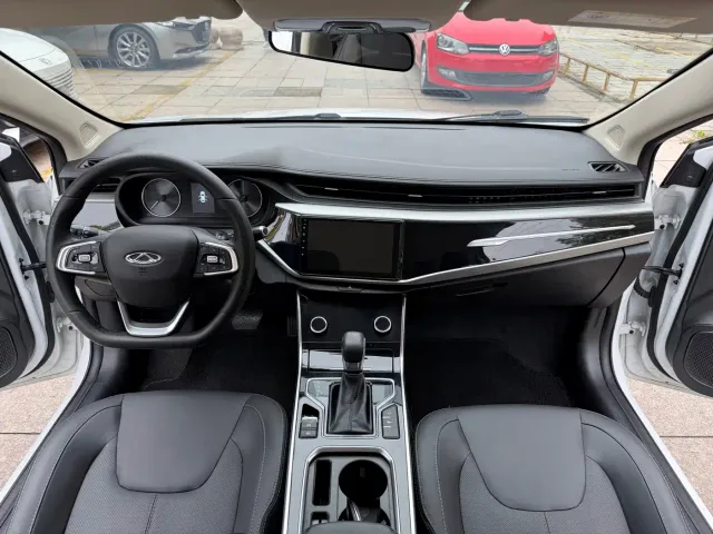Chery Arrizo 5 — Фото автомобиля 7