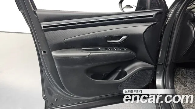 Hyundai Tucson Tucson (NX4) Бензин 1.6 турбо 2WD — Фото автомобиля 22