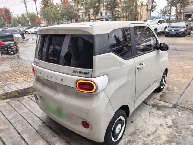 Wuling Hongguang Mini EV — Фото автомобиля 6