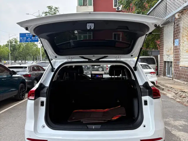 Haval H6 — Фото автомобиля 11