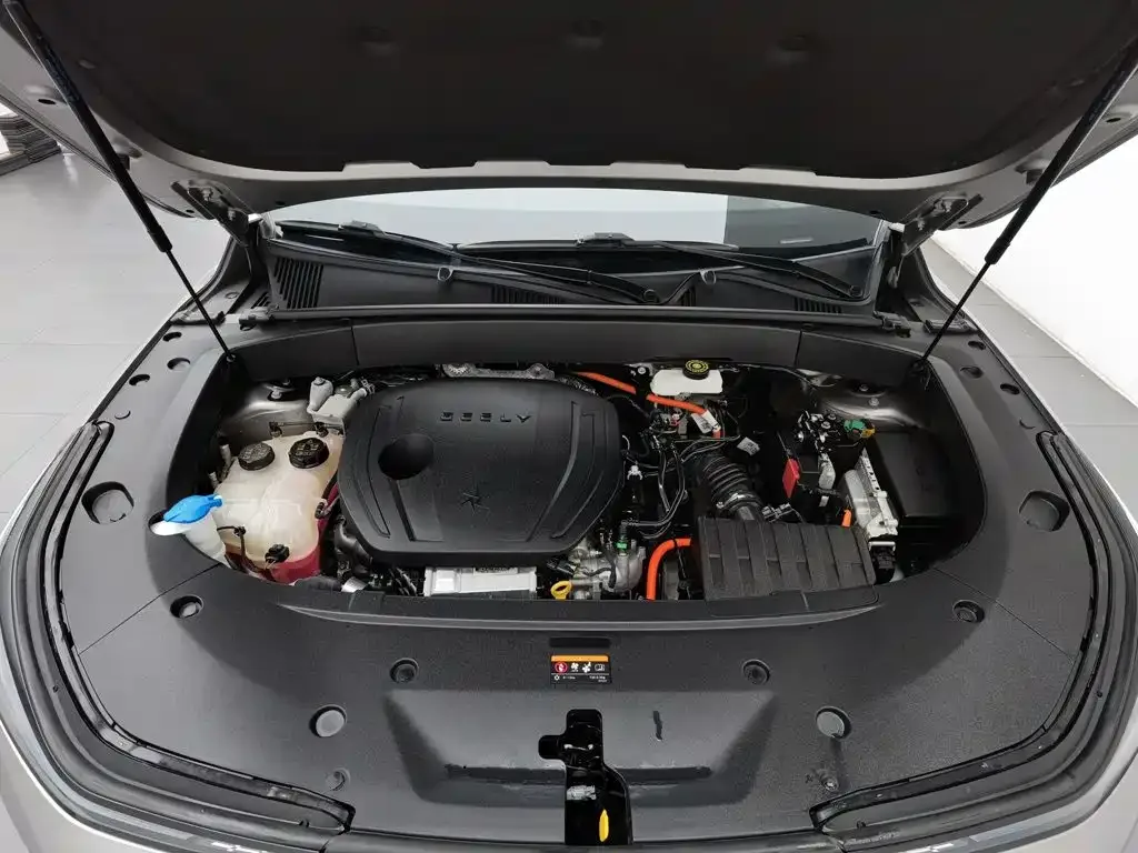 Geely Galaxy Galaxy L7 2023 1.5T 115km Starship — Фото автомобиля 6