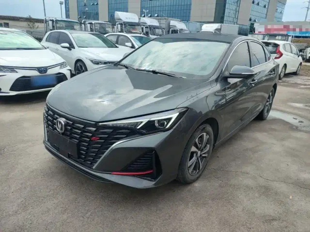 Фотография автомобиля — Changan Eado