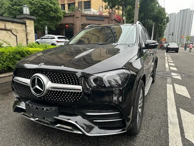 Фотография автомобиля — Mercedes-Benz GLE-Class