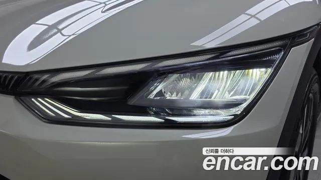 Kia EV6 — Фото автомобиля 18
