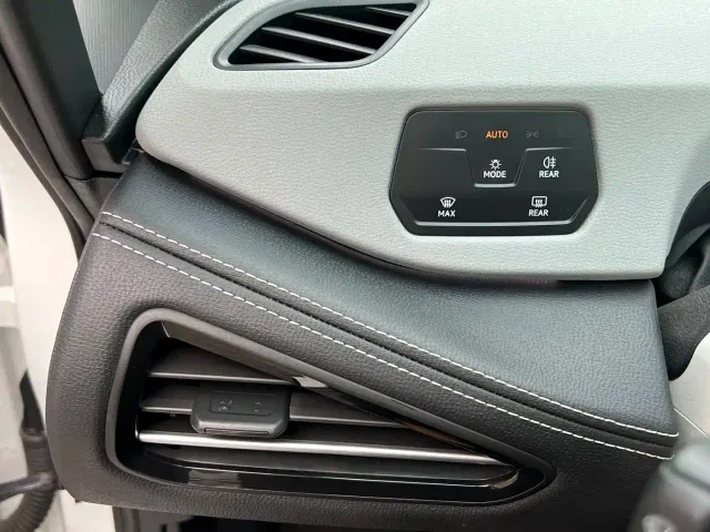 Volkswagen ID.3 — Фото автомобиля 15