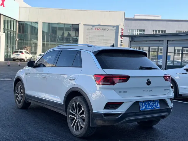 Volkswagen T-Roc — Фото автомобиля 4