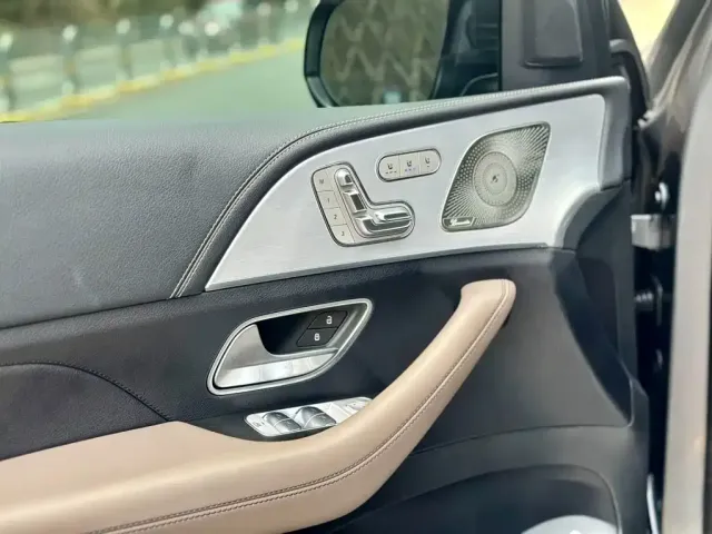 Mercedes-Benz Mercedes-Benz GLE AMG 2023 AMG GLE 53 4MATIC+ — Фото автомобиля 12
