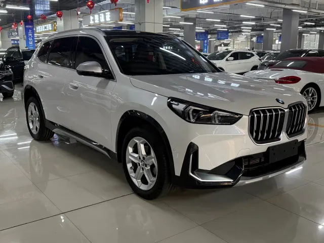 BMW X1 — Фото автомобиля 3