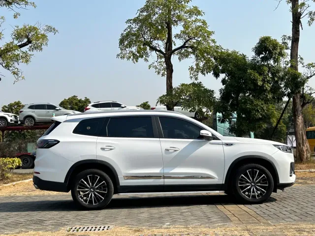Chery Tiggo 8 PLUS — Фото автомобиля 17