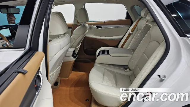 Hyundai Grandeur Grandeur (New) — Фото автомобиля 11