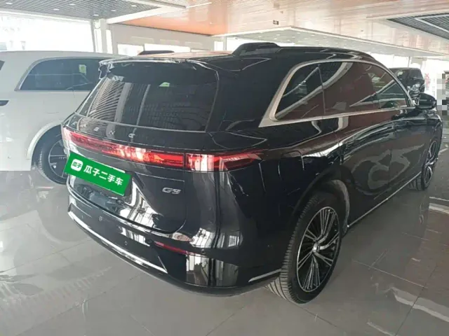 Xpeng G9 — Фото автомобиля 6