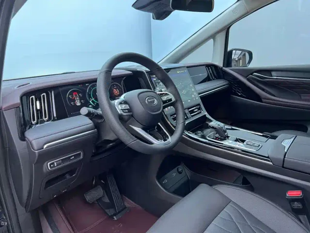 GAC Trumpchi M8 — Фото автомобиля 8