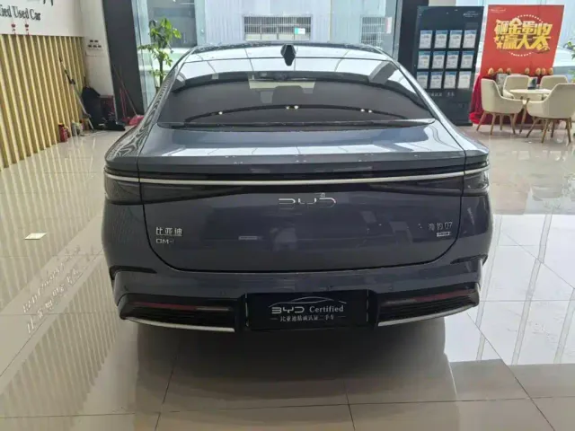 BYD Seal 07 DM-i — Фото автомобиля 7