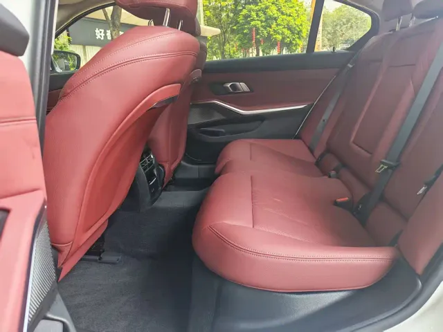 BMW i3 — Фото автомобиля 10