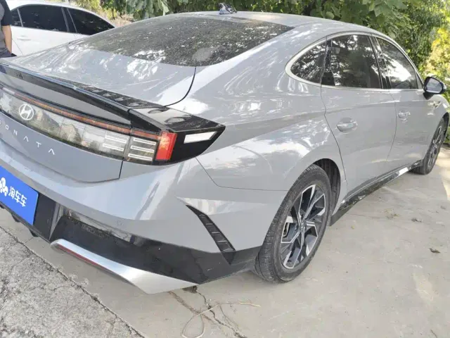 Hyundai Sonata — Фото автомобиля 3