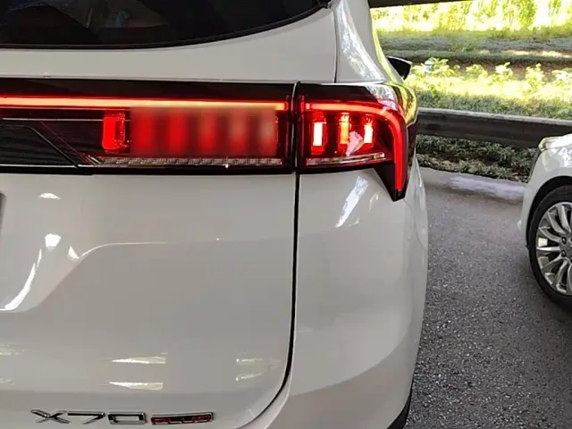 Jetour X70 Plus — Фото автомобиля 7