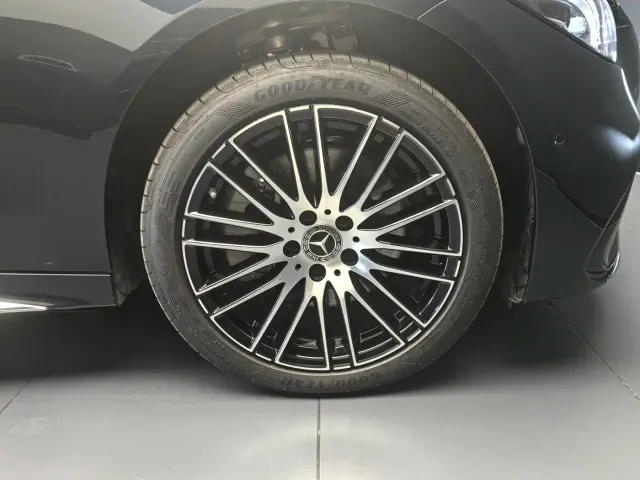Mercedes-Benz C-Class — Фото автомобиля 21