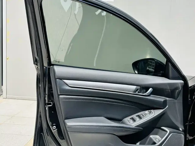 Honda Accord — Фото автомобиля 20