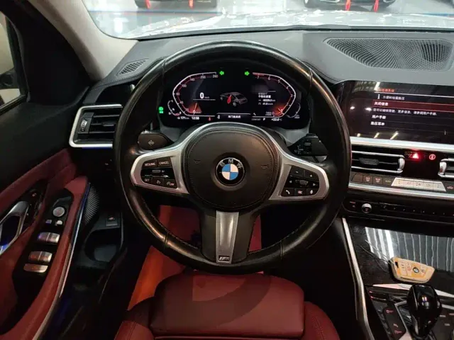 BMW 3 Series — Фото автомобиля 10