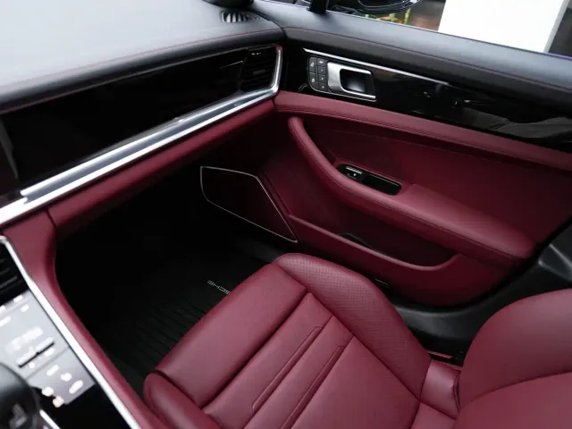 Porsche Panamera — Фото автомобиля 21