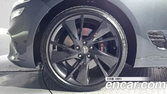 Genesis G70 — Фото автомобиля 5