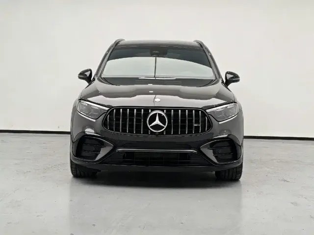 Mercedes-Benz Mercedes-Benz GLC AMG 2024 AMG GLC 43 4MATIC — Фото автомобиля 3