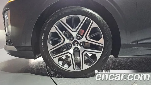 Hyundai Grandeur GN7 — Фото автомобиля 5