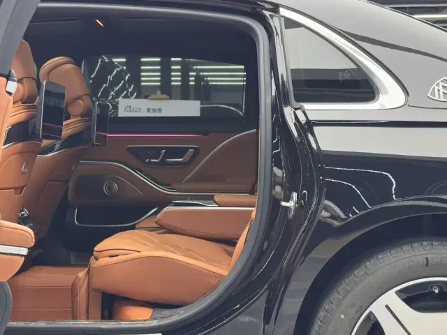Mercedes-Benz Maybach S-Class — Фото автомобиля 9