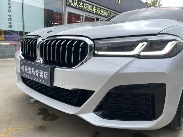 BMW 5 Series — Фото автомобиля 28