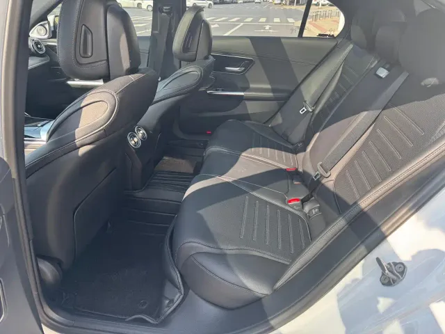 Mercedes-Benz C-Class — Фото автомобиля 10