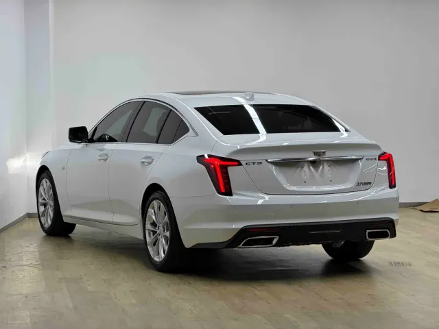 Cadillac CT5 — Фото автомобиля 29