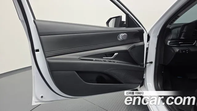 Hyundai Avante CN7 — Фото автомобиля 13