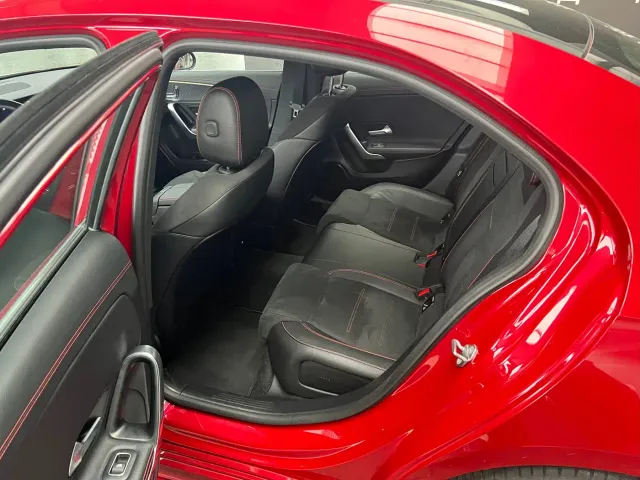 Mercedes-Benz A-Class — Фото автомобиля 6