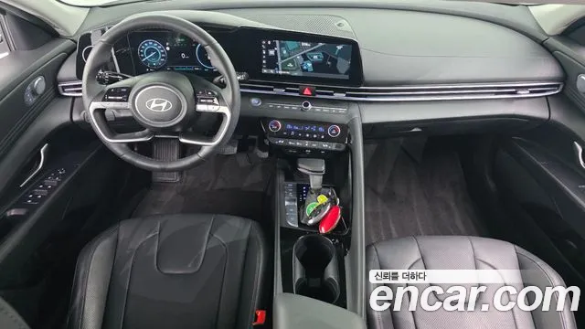 Hyundai Avante CN7 — Фото автомобиля 10