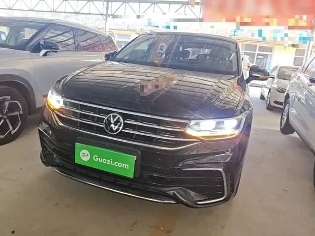 Volkswagen Tiguan X — Фото автомобиля 2