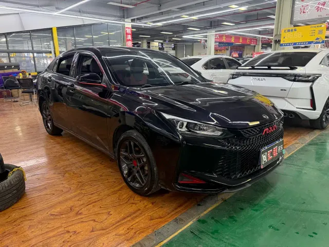 Dongfeng Yixuan — Фото автомобиля 3
