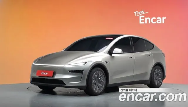 Фотография автомобиля — Tesla Model Y