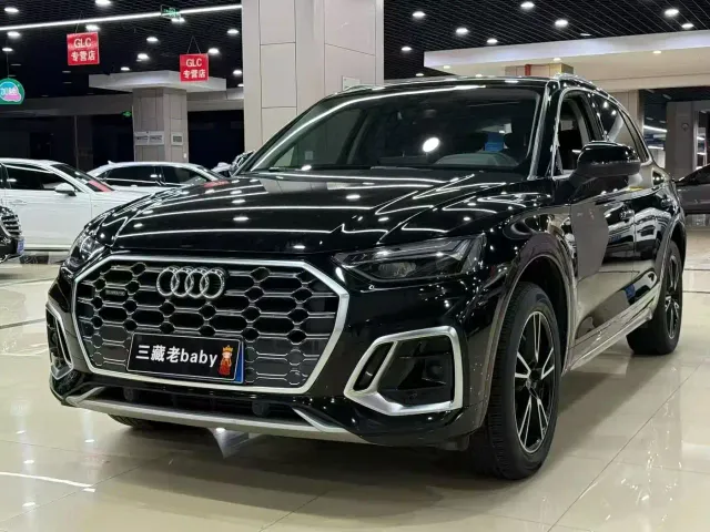 Audi Q5L — Фото автомобиля 3
