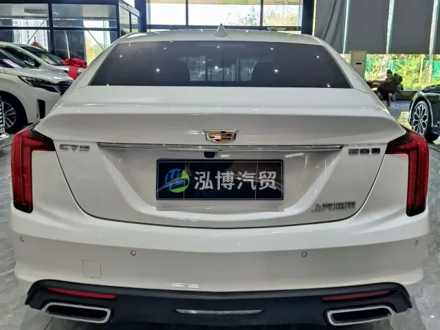 Cadillac CT5 — Фото автомобиля 11