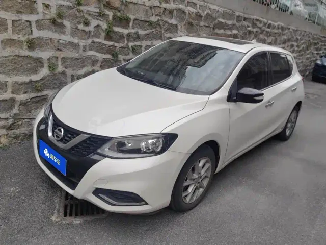 Фотография автомобиля — Nissan Tiida